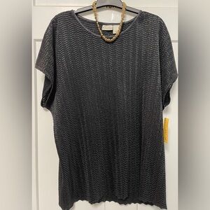 NWT Kim Rogers Black Textured Top size 2X, and gold tone necklace